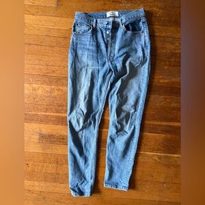 Light Wash Classic High-RiseJeans